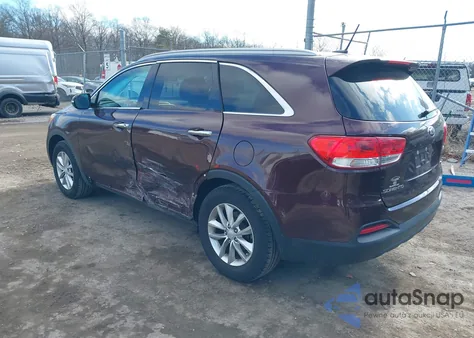 2017 Kia Sorento 2.4L Lx z USA, uszkodzony, nr VIN 5XYPG4A31HG204659